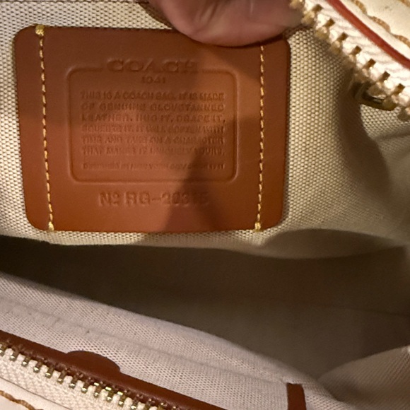 Coach 1941 Rogue 31 with Snakeskin Tea Rose this is NOT the 25 - Picture 12 of 15